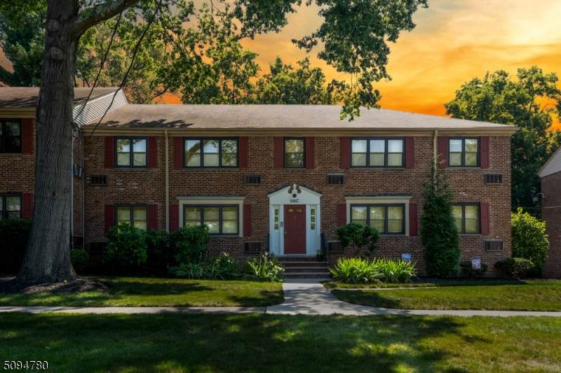 56 Sandra Cir - Photo 1