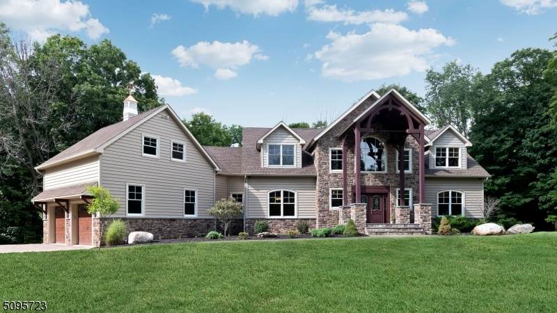 9 Macpeek Rd - Photo 1