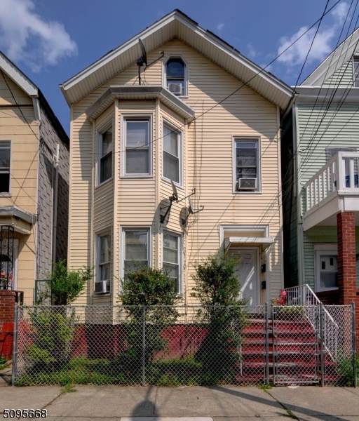 52 S 12Th St - Photo 1
