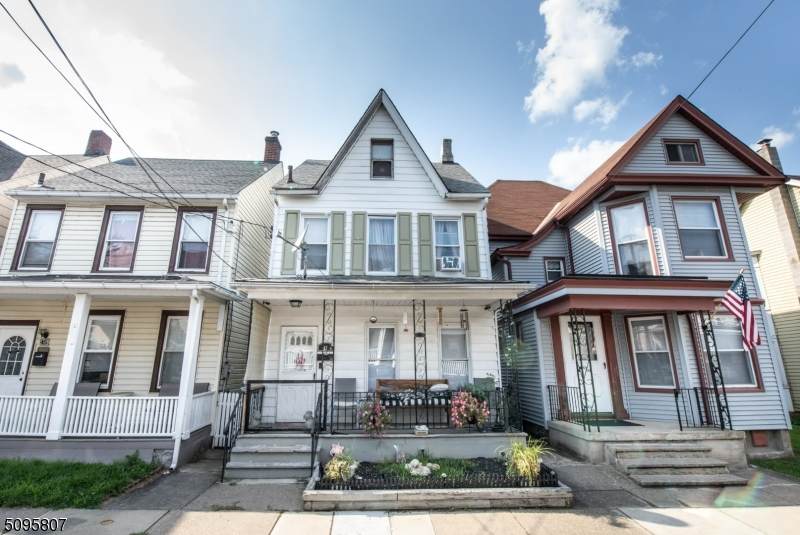 47 Bennett St - Photo 1