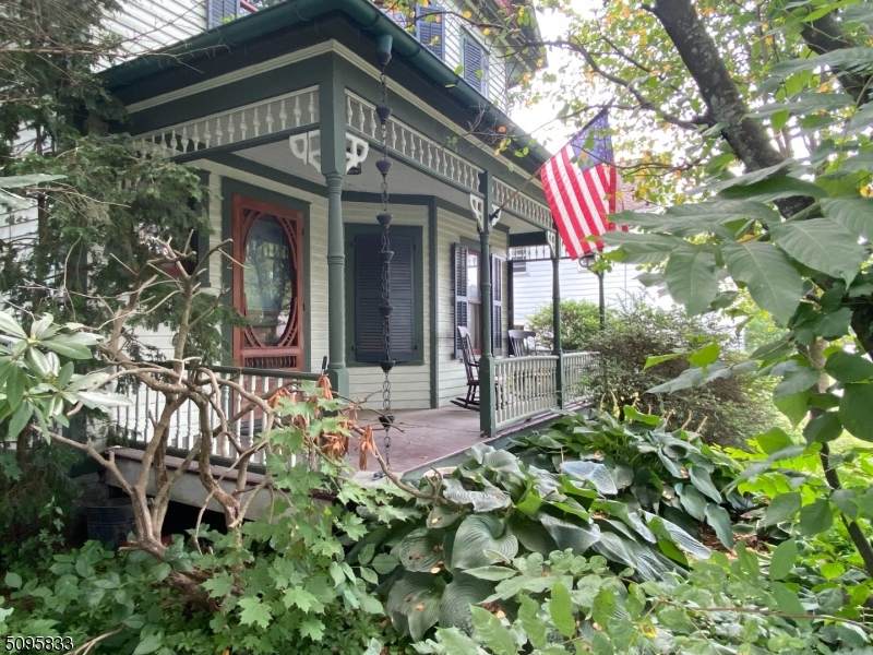 52 Union St - Photo 1