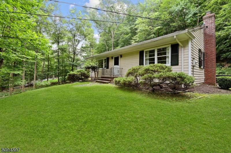 38 Woodland Rd - Photo 1