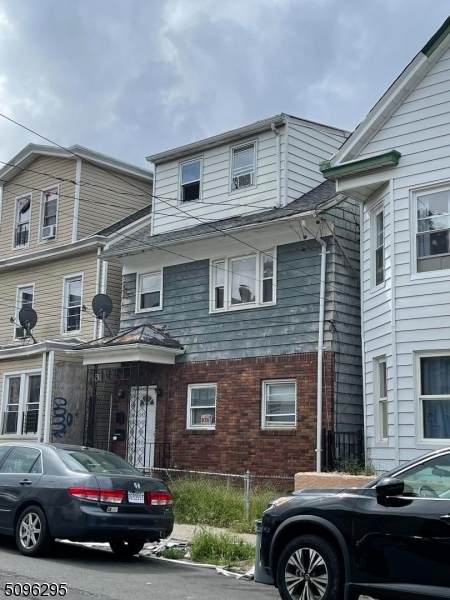 36 Highland St - Photo 1