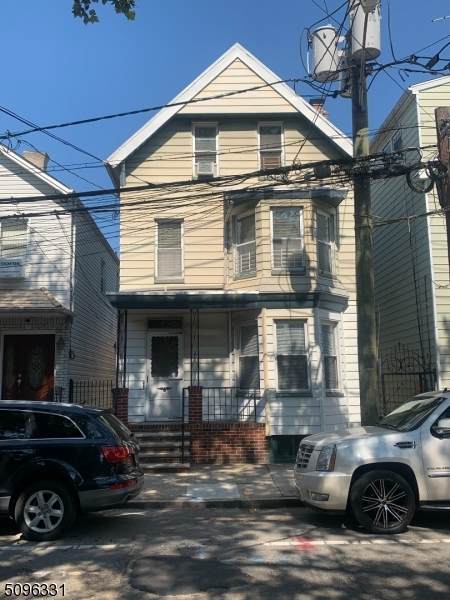 143 Van Buren St - Photo 1