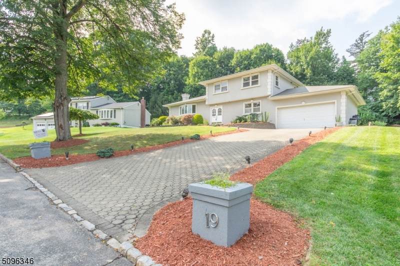 19 Rand Drive - Photo 1