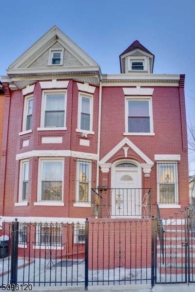 302 Park Ave - Photo 1