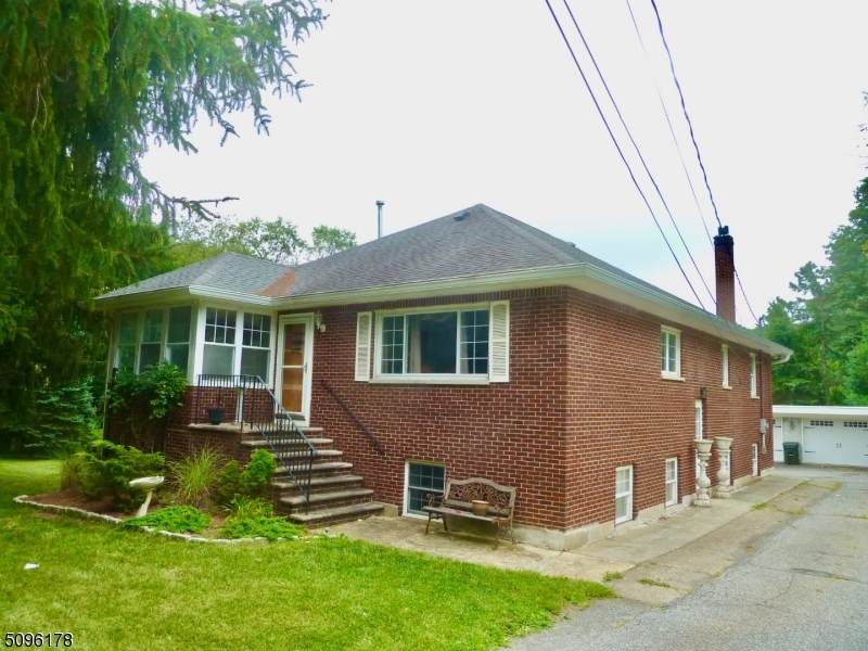 11 Drakesdale Rd - Photo 1