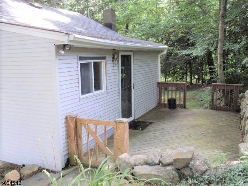 27 Risley Rd - Photo 1