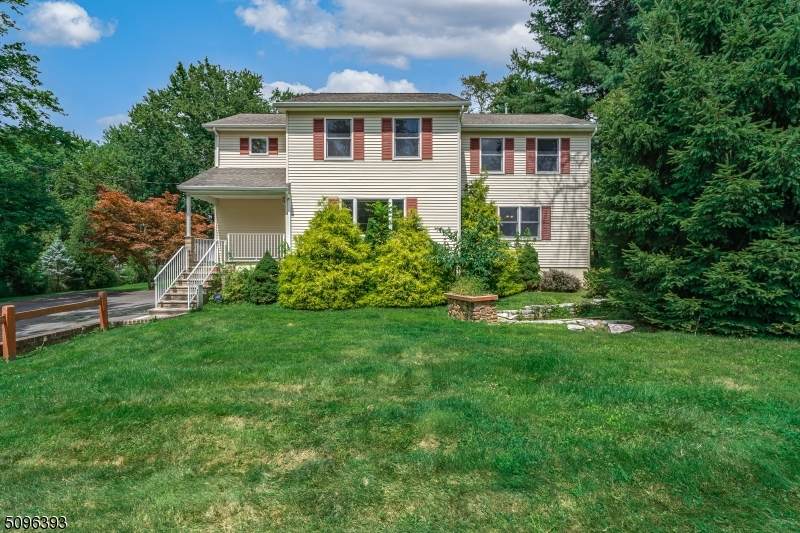 787 Byrd Ave - Photo 1