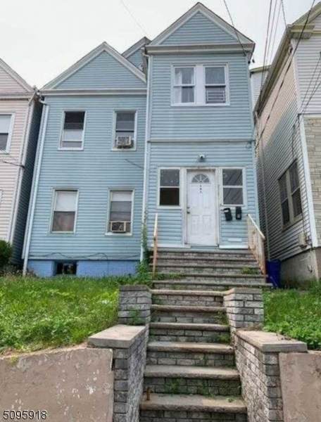 201 Highland Ave - Photo 1