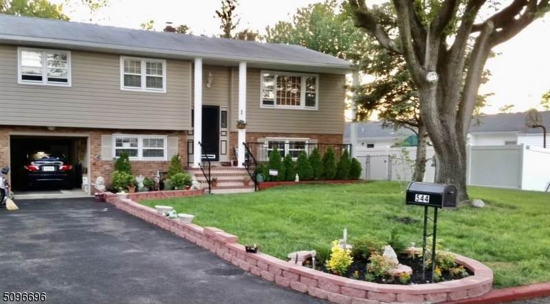 544 James Rd - Photo 1