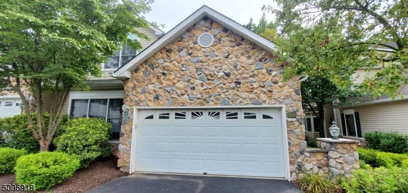59 Winged Foot Dr - Photo 1