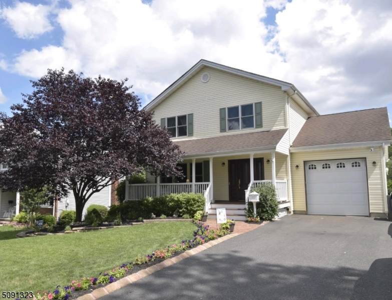 5 Hillside Avenue - Photo 1