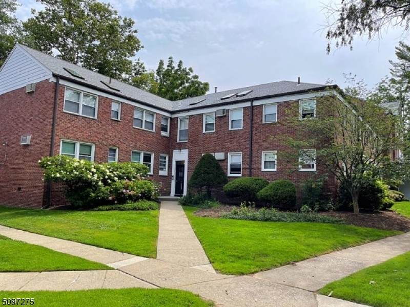 349 Bloomfield Ave - Photo 1