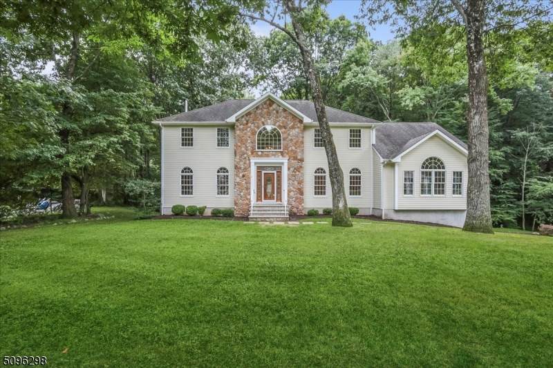 7 Stone Cottage Ln - Photo 1