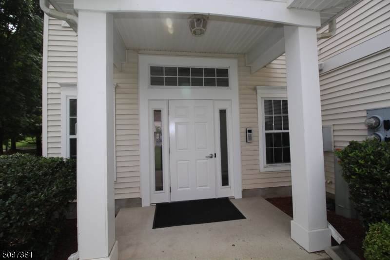 600 Honeybrook Cir - Photo 1