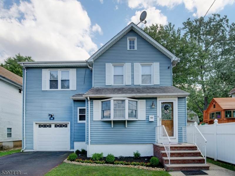 618 Meadow St - Photo 1