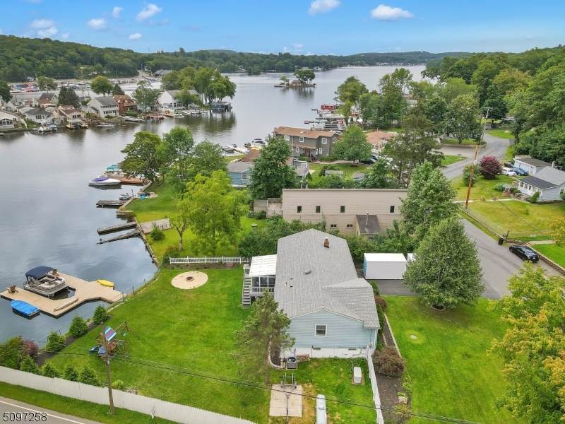 75 Shore Rd - Photo 1