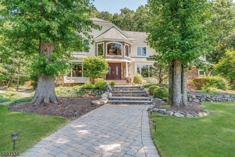 117 Oak Dr - Photo 1