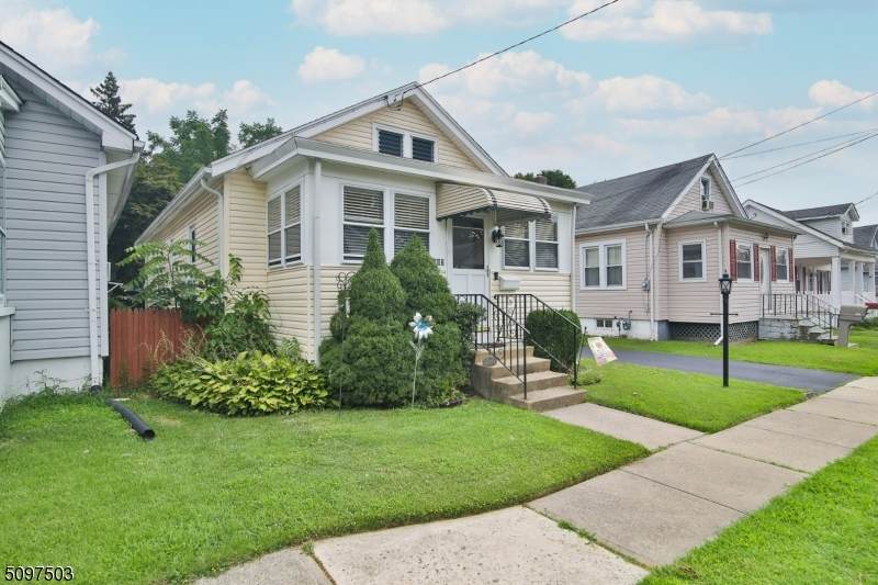 282 Homecrest Ave - Photo 1