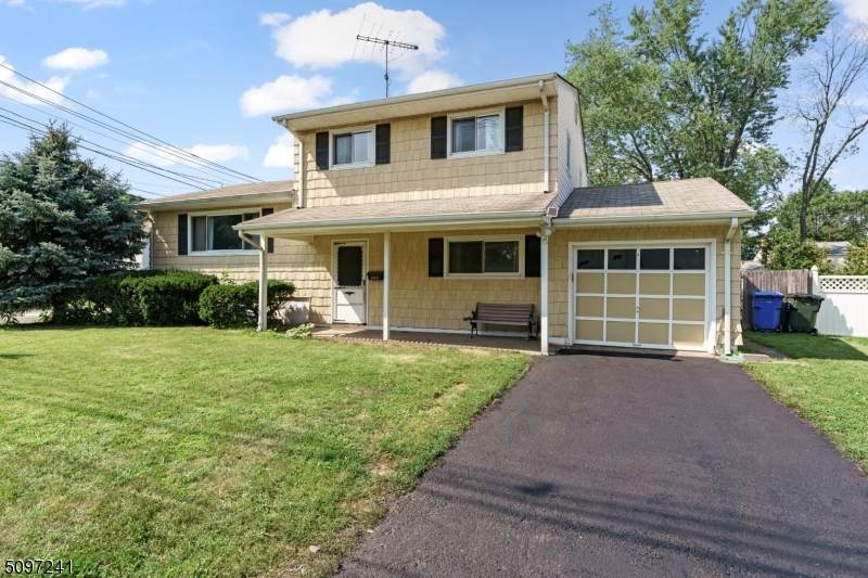 644 New Dover Rd - Photo 1