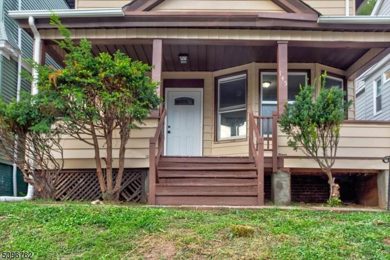 145 Mapes Ave - Photo 1