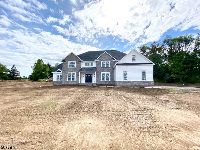 3 Quaker Ridge Ct - Photo 1
