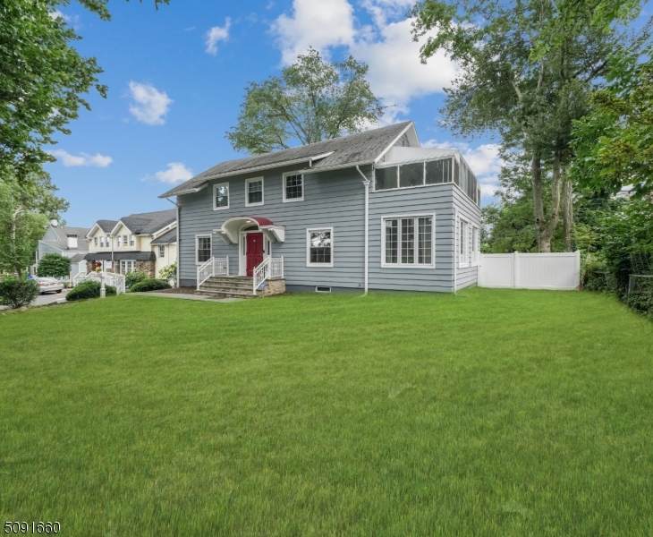 15 Hutton Ave - Photo 1