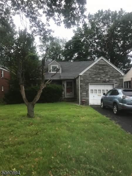 147 W Passaic Ave - Photo 1