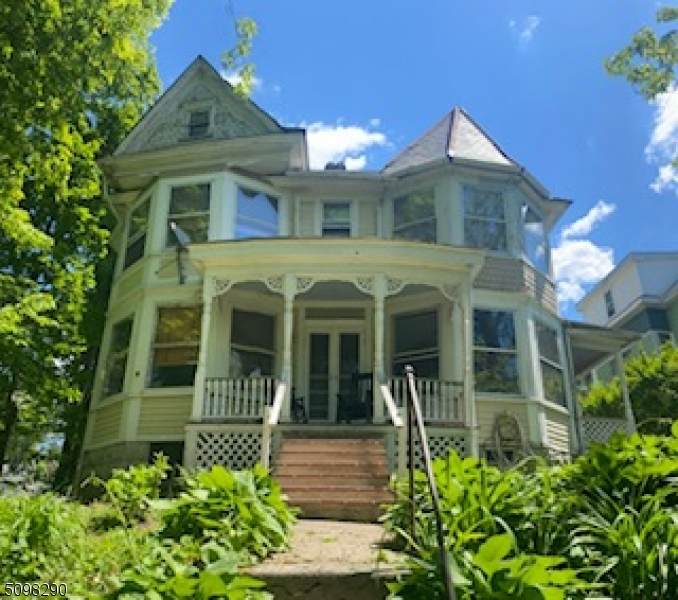 36 Washington St - Photo 1