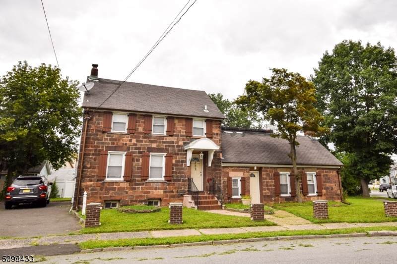 222 Totowa Rd - Photo 1
