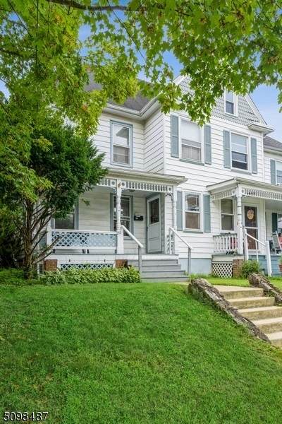 42 Youmans Ave - Photo 1