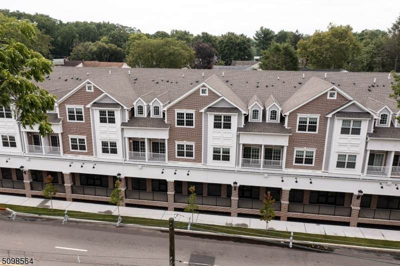 764 Newbridge Rd - Photo 1