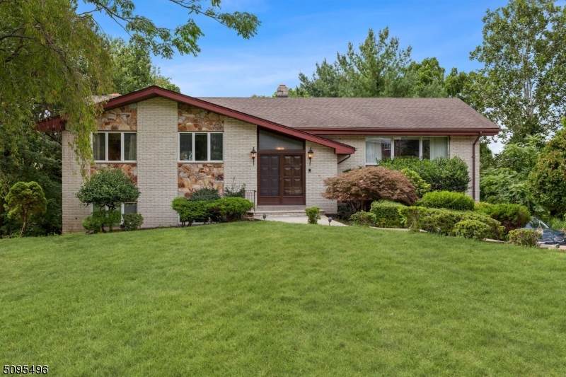 703 Totowa Rd - Photo 1