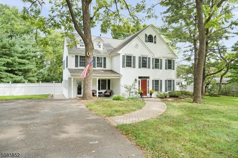 1 Carroll Dr - Photo 1
