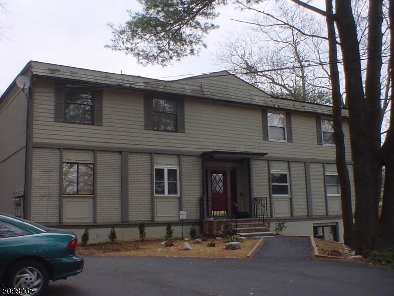 209 Lake Shore North - Photo 1