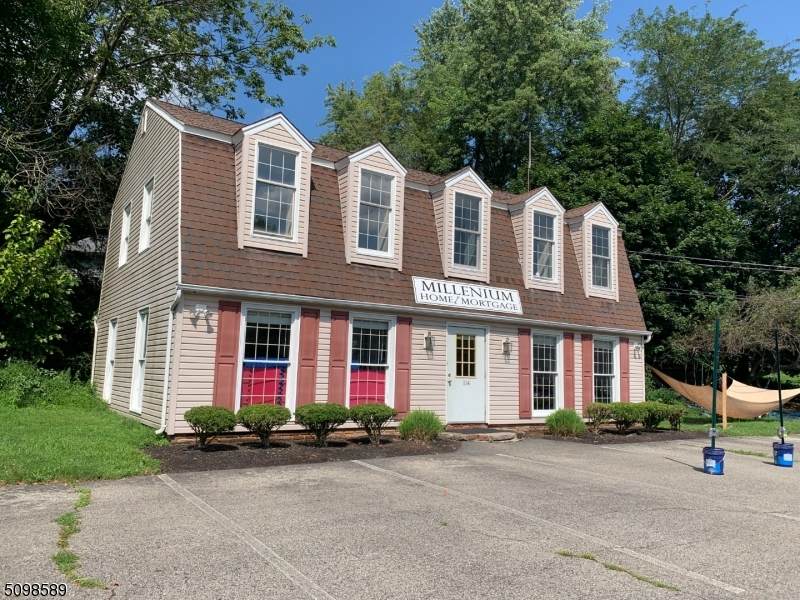 114 W Main St - Photo 1