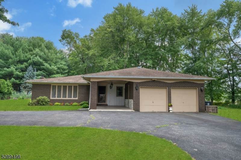 124 Reynolds Ave - Photo 1