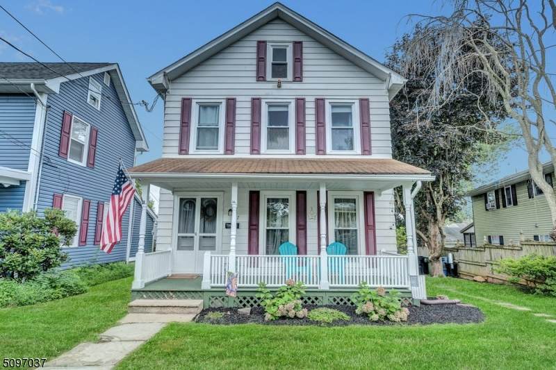 87 W Warren St - Photo 1