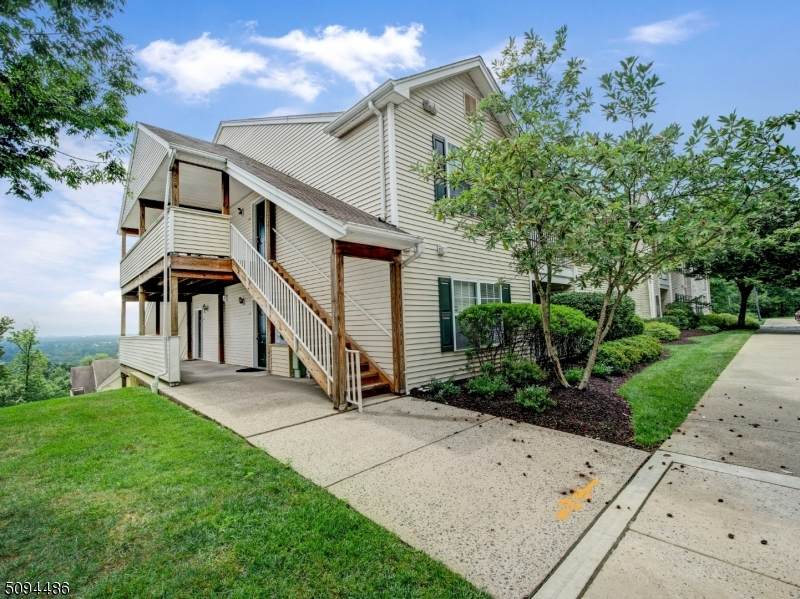 1635 King Ct - Photo 1