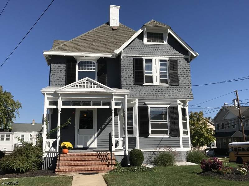 33 E High St - Photo 1