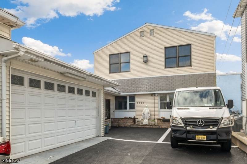 6404 Smith Ave - Photo 1