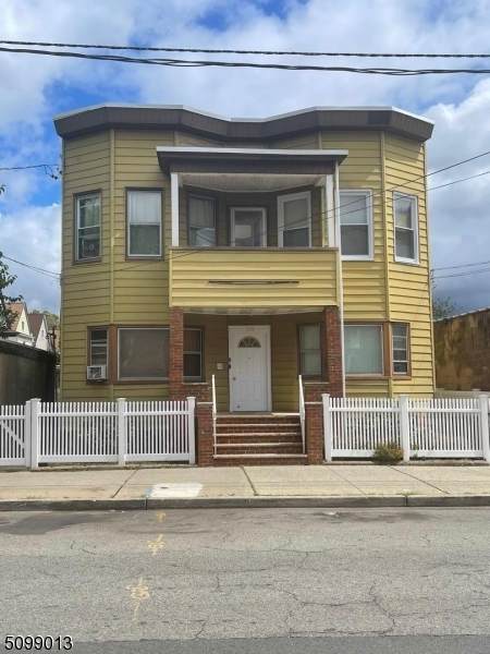 188 Hope Ave - Photo 1