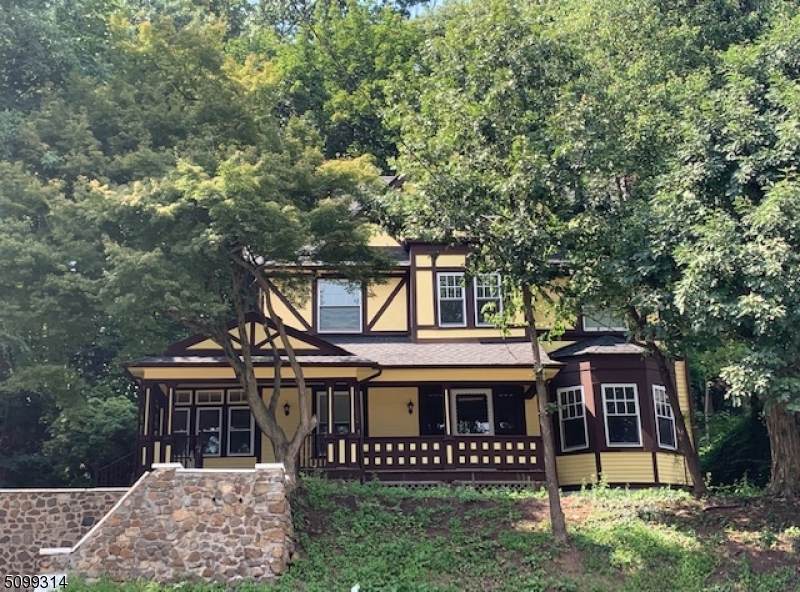 1262 Valley Rd - Photo 1
