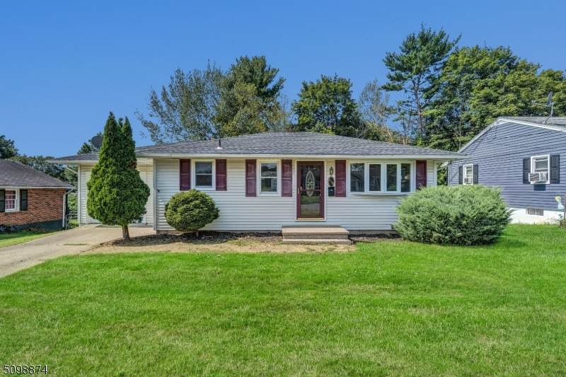 410 Pershing Ave - Photo 1