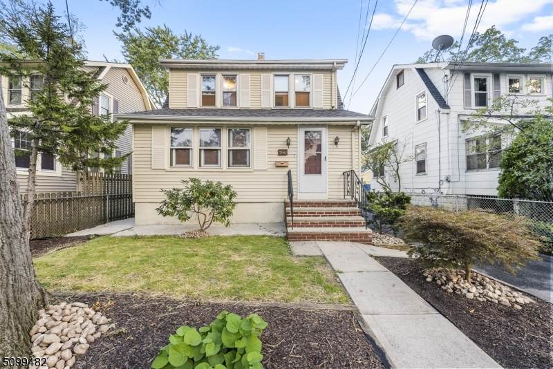 308 Midland Ave - Photo 1