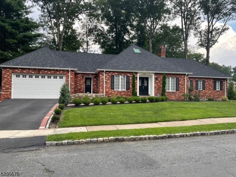 20 Knollwood Dr - Photo 1