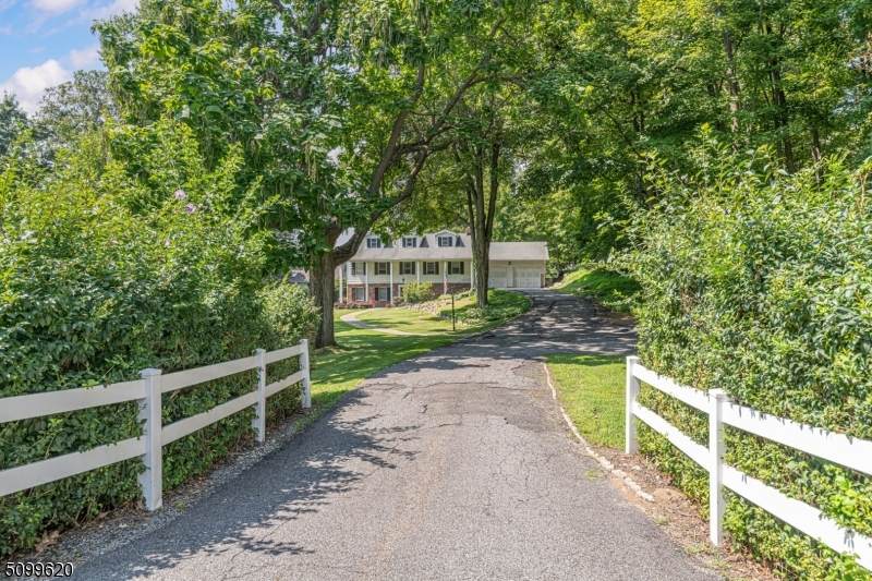 296 Stanhope Rd - Photo 1