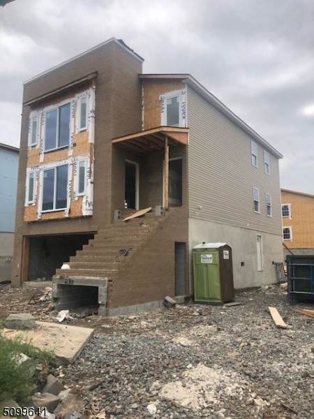 230 Tappan St - Photo 1