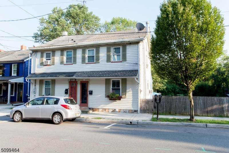 41 Ferry St - Photo 1